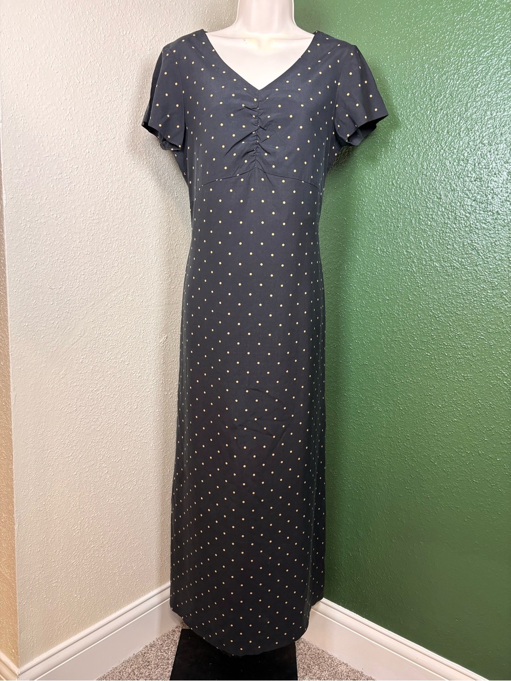 100% Black Polka Dot V-Neck Maxi Dress